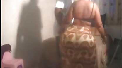 Femme au foyer matures salopes françaises masturbation gode sur le sol