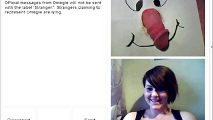 La fille aux vieilles matures vicieuses cheveux roux fait une fellation aux Raiders et lui a permis de déchirer le vagin