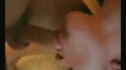 L'homme de convaincre son ami de lui donner salopesmatures le cancer et de sperme dans sa chatte