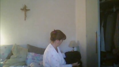 Le banquier a touché un vagin que belle avec ses doigts et coller les matures salopes poilues boulons sur la peau bouffée dans l'envoyer-elle