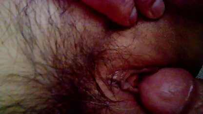 Tatouage beau mec anal baisée brune salopes de matures en maillot de bain rose