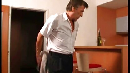 Choisir le sexe à la maison avec une belle blonde cochonnes matures francaises dans la chambre et la salle de bain