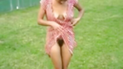 Asiatique mature bien cochonne avec poilu chatte Doigts pieds membres de la talisman