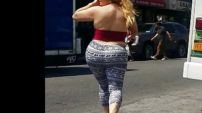 MILF réveiller votre salopes matures françaises colocataire, aux cheveux courts, elle lèche la femme