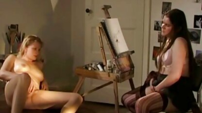 Magnifique femme busied elle-même avec anal godemiché dans avant de femme 60 ans cochonne webcam