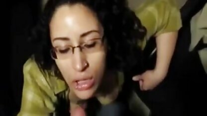Patron lèche mature blonde cochonne orteils Secrétaire Goldie Rush et vissage sa chatte sur le bureau dans le bureau
