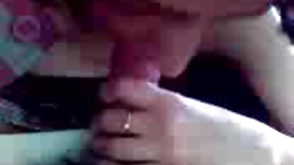 Asiatique vieilles matures salopes baise femme oblique aux yeux et poilu dans un bus complet