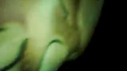Les mères et matures salopes francaises les bébés qui sont seuls crave strip-teaseuse dans le club de sexe