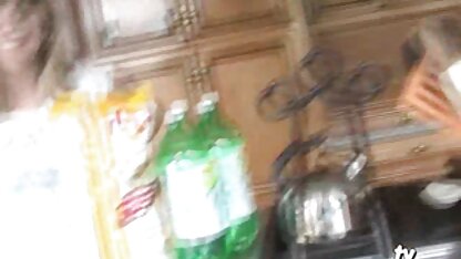Femme adore regarder son mari baise femme de 60 ans cochonne son ami