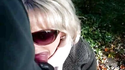 Guy donne oral à sa matures francaises cochonnes petite amie dans la chambre à coucher
