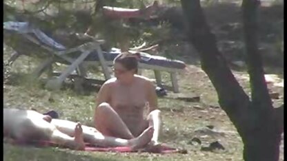 Exercice blonde élastique matures salopes françaises booty avec de la musique électronique